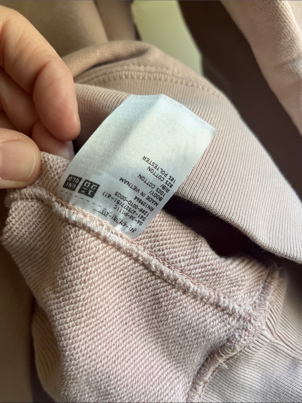 Uniqlo Crewneck Sweatshirt - Pale Pink - Picture 4 of 6